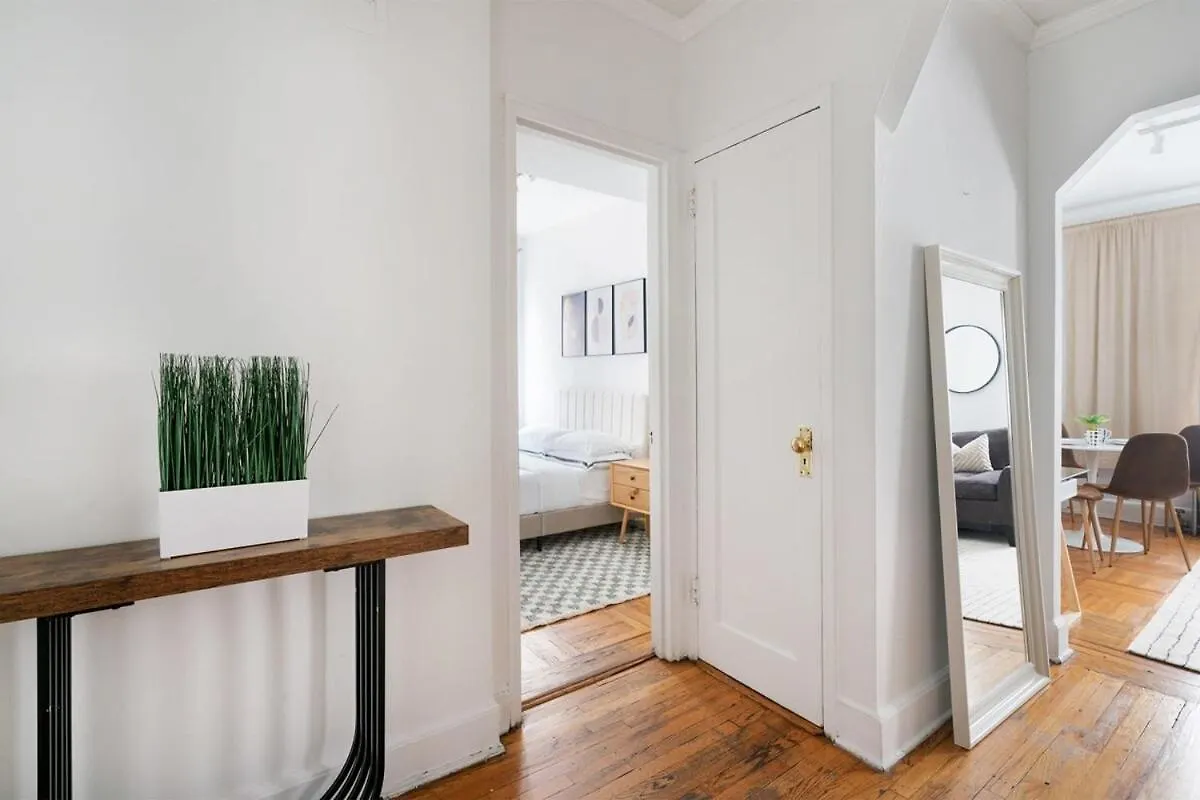 61-3C Renovated 2Br Sleeps 5 Prime Upper East Lägenhet New York